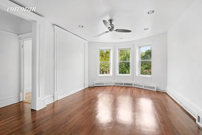 New York City Real Estate | View 174 Lefferts Avenue, 2 | room 3 | View 4