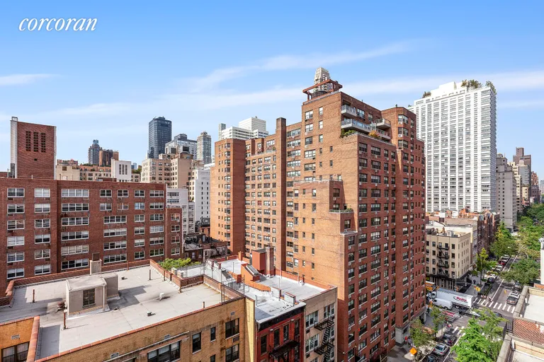 New York City Real Estate | View 311 East 71st Street, 12D | room 2 | View 3