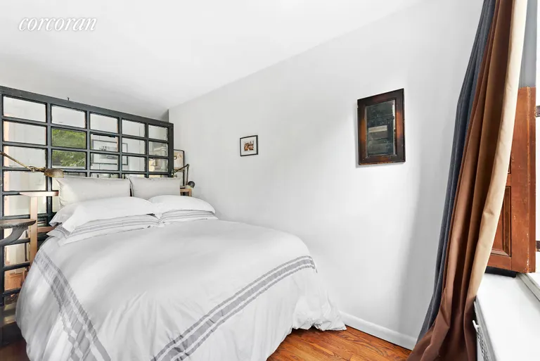 New York City Real Estate | View 333 West 22nd Street, 2B | room 5 | View 6