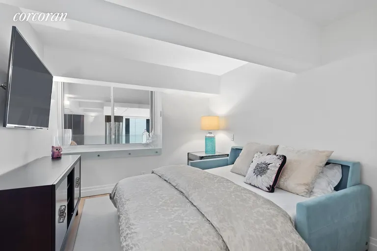 New York City Real Estate | View 421 Hudson Street, 723 | room 8 | View 9