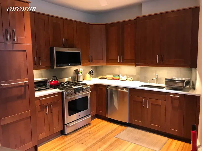 New York City Real Estate | View 860 West 181st Street, 22 | room 6 | View 7
