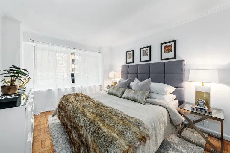 New York City Real Estate | View 60 Riverside Drive, 1A | Bedroom | View 19