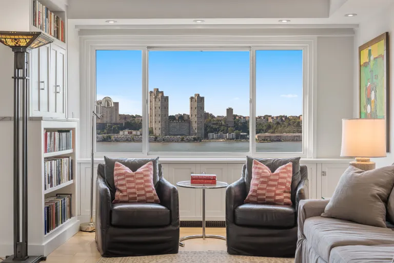 New York City Real Estate | View 60 Riverside Drive, 1A | Living Room | View 36