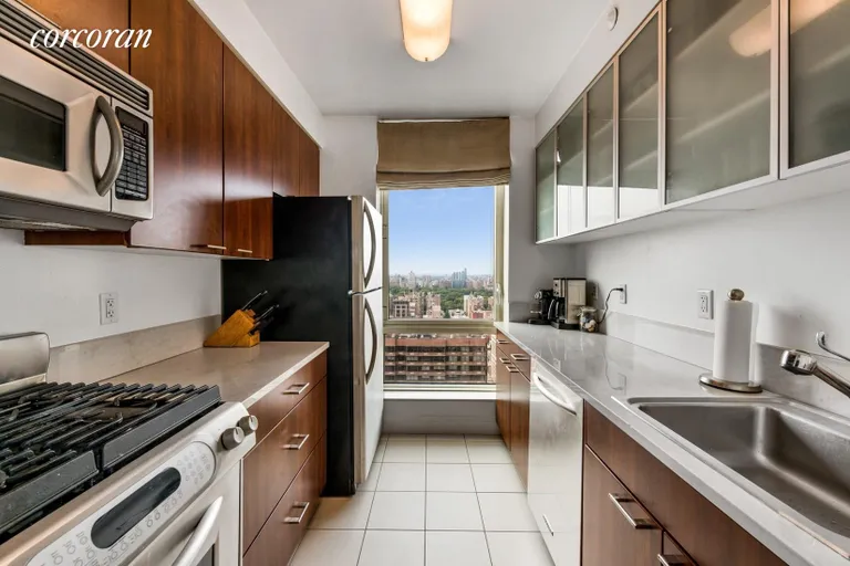 New York City Real Estate | View 215 East 96th Street, 39G | Kitchen | View 3