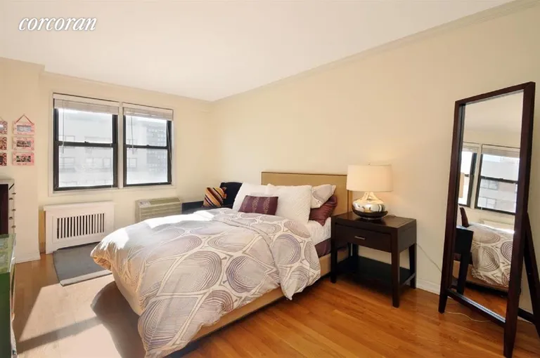 New York City Real Estate | View 333 East 34th Street, 16F | room 1 | View 2