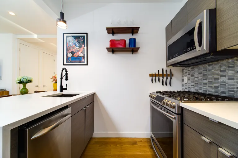 New York City Real Estate | View 135 Lefferts Place, 4A | room 3 | View 4