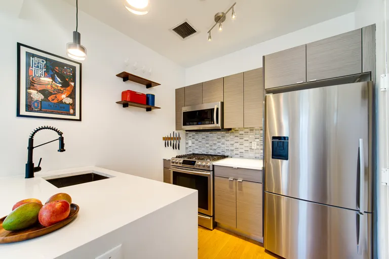New York City Real Estate | View 135 Lefferts Place, 4A | room 5 | View 6