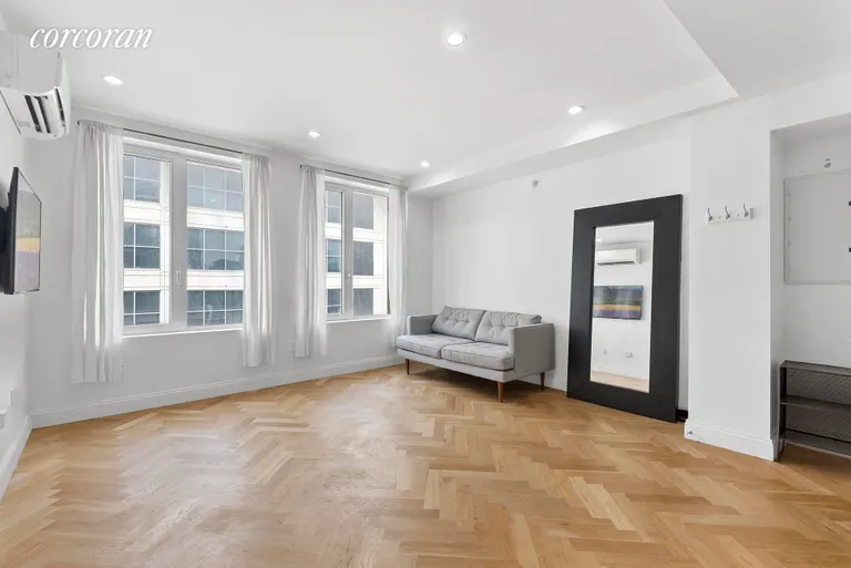 New York City Real Estate | View 531 Vanderbilt Avenue, 6A | 1 Bed, 1 Bath | View 1