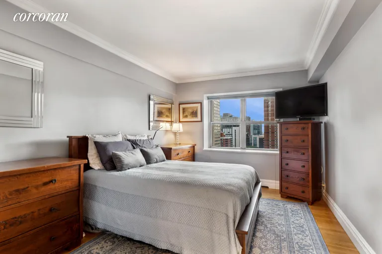 New York City Real Estate | View 201 EAST 25TH STREET, 17F | room 4 | View 5