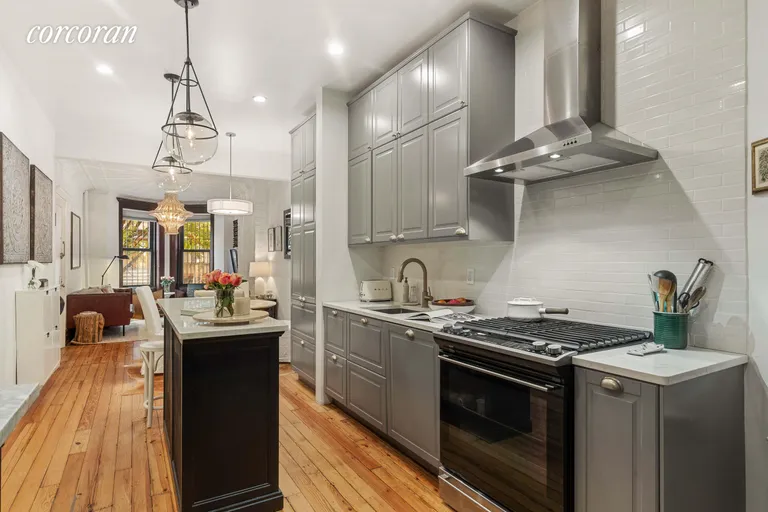 New York City Real Estate | View 719 Carroll Street, 1L | room 2 | View 3