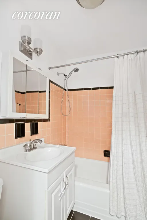 New York City Real Estate | View 220 Berkeley Place, 2C | room 5 | View 6