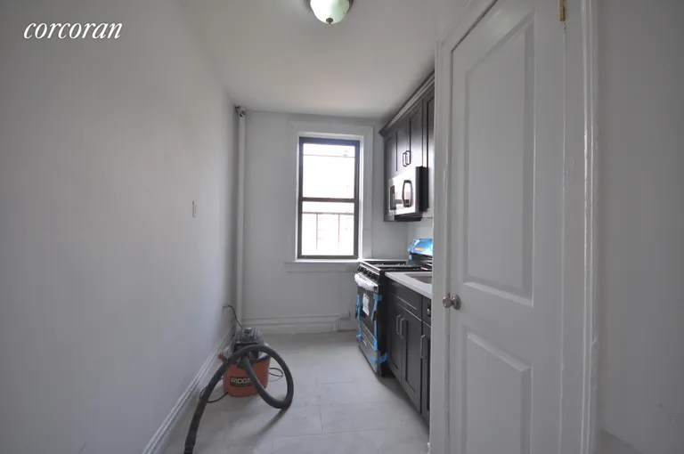 New York City Real Estate | View 2031 Bedford Avenue, 4R | room 2 | View 3