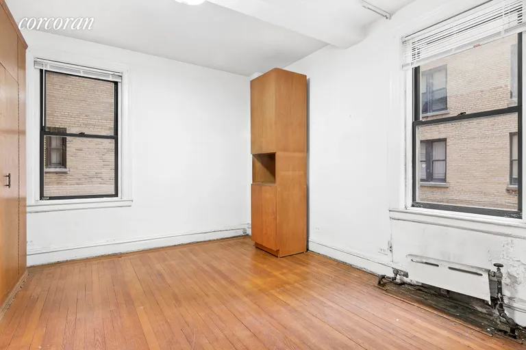 New York City Real Estate | View 545 West End Avenue, 1E | room 2 | View 3