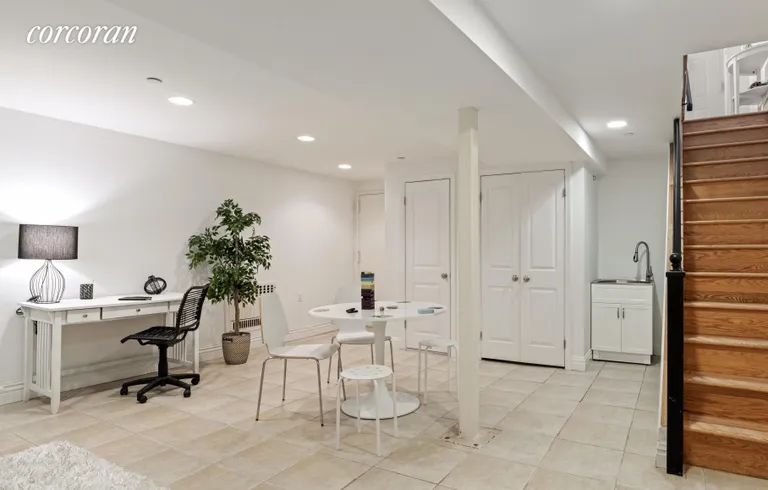 New York City Real Estate | View 41 Park Place, 1 | Flexible space for home office/play room/etc... | View 10