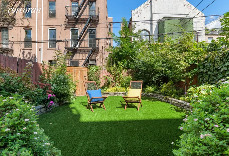 New York City Real Estate | View 41 Park Place, 1 | Absolutely lovely landscaped yard & turf | View 6