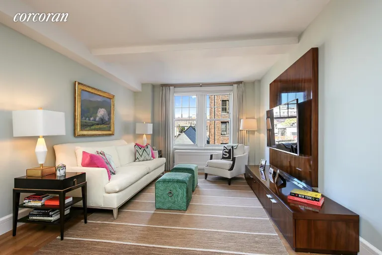 New York City Real Estate | View 27 West 72nd Street, 710 | 2 Beds, 2 Baths | View 1