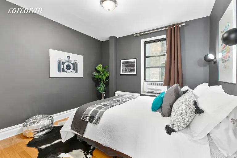 New York City Real Estate | View 382 Eastern Parkway, 3G | Primary Bedroom | View 8