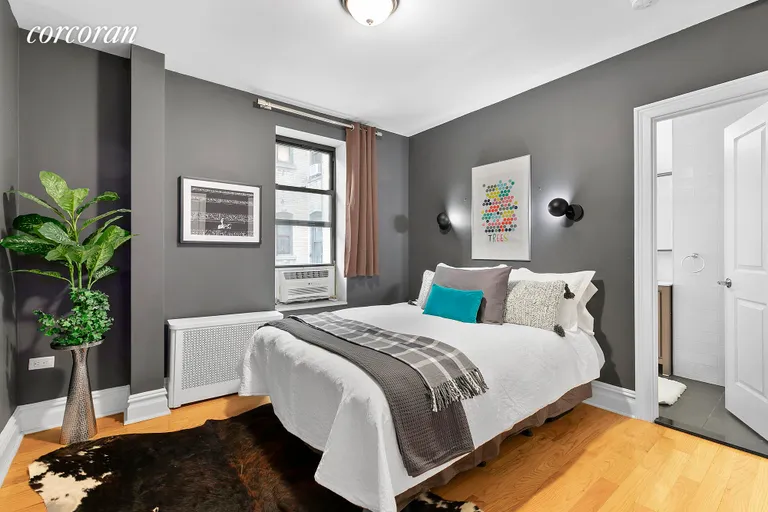 New York City Real Estate | View 382 Eastern Parkway, 3G | Primary Bedroom | View 7