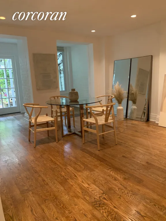New York City Real Estate | View 27 Bank Street, GARDEN | room 4 | View 5
