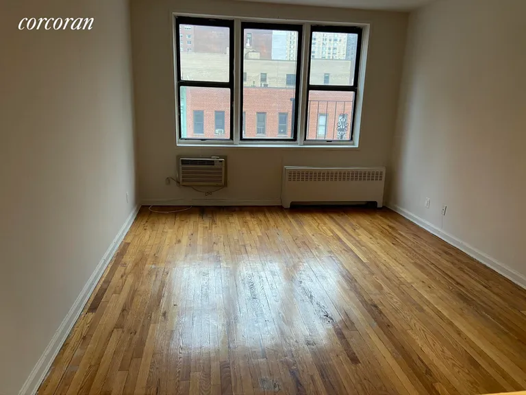 New York City Real Estate | View 261 East 71st Street, 4d | 1 Bath | View 1