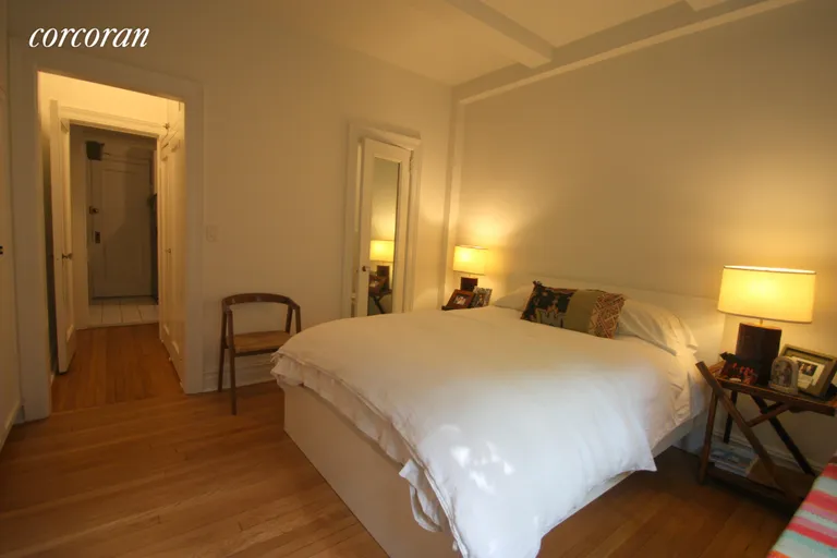 New York City Real Estate | View 114 West 70th Street, 2D | room 7 | View 8