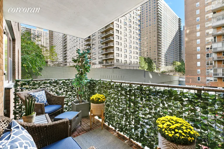 New York City Real Estate | View 303 West 66th Street, 2BW | room 4 | View 5