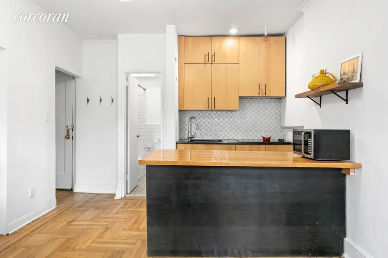 New York City Real Estate | View 183 DeKalb Avenue, D1 | Kitchen | View 3