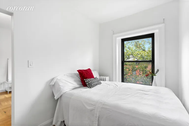 New York City Real Estate | View 183 DeKalb Avenue, D1 | Bedroom | View 2