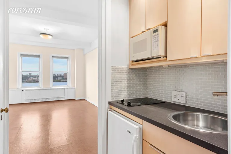 New York City Real Estate | View 310 Riverside Drive, 905 | room 4 | View 5