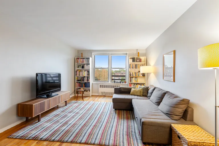 New York City Real Estate | View 385 East 16th Street, 5C | 2 Beds, 1 Bath | View 1
