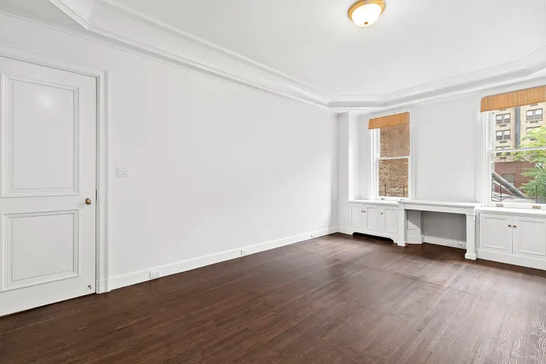 New York City Real Estate | View 77 Park Avenue, 2-G | 3 | View 4