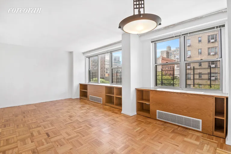New York City Real Estate | View 301 East 22Nd Street, 5F | 2 Beds, 1 Bath | View 1