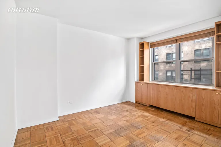 New York City Real Estate | View 301 East 22Nd Street, 5F | room 4 | View 5