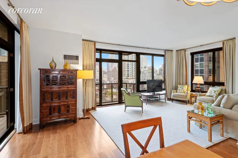 New York City Real Estate | View 100 United Nations Plaza, 14G | 2 Beds, 2 Baths | View 1