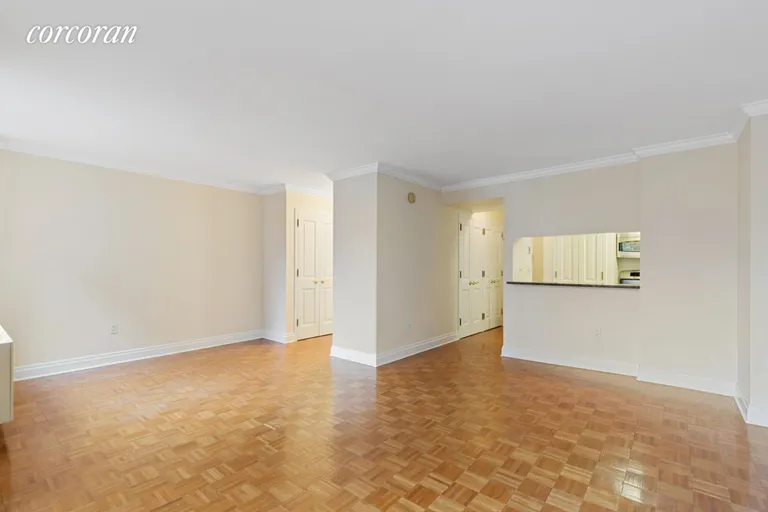 New York City Real Estate | View 350 East 82Nd Street, 5D | room 1 | View 2