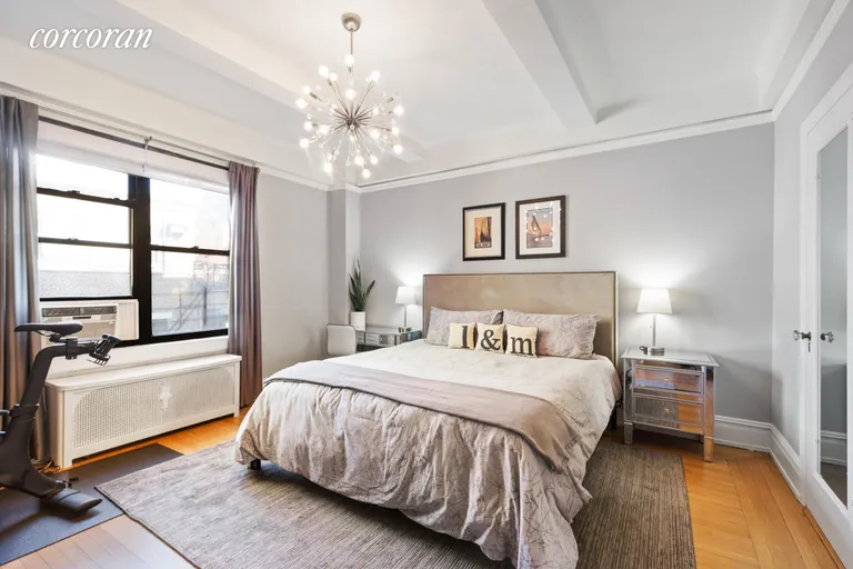 New York City Real Estate | View 440 West End Avenue, 8E | room 3 | View 4