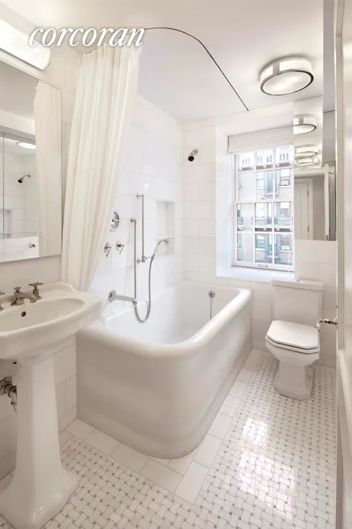 New York City Real Estate | View 28 East 10th Street, 9C | room 5 | View 6