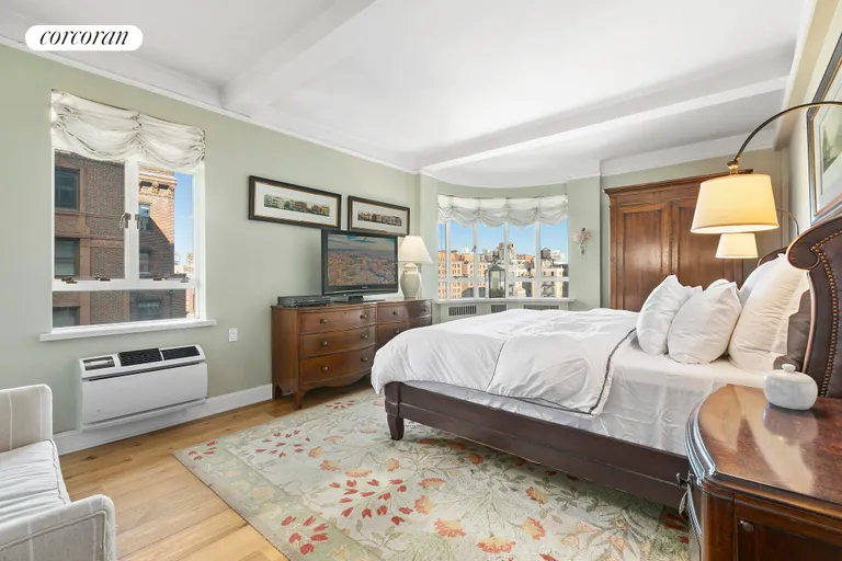 New York City Real Estate | View 140 Riverside Drive, 15O | room 6 | View 7