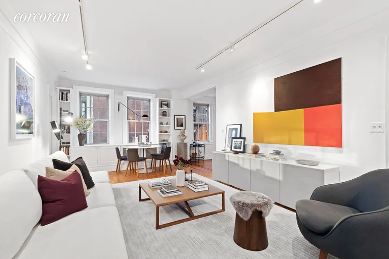 New York City Real Estate | View 41 Fifth Avenue, 8B | room 1 | View 2