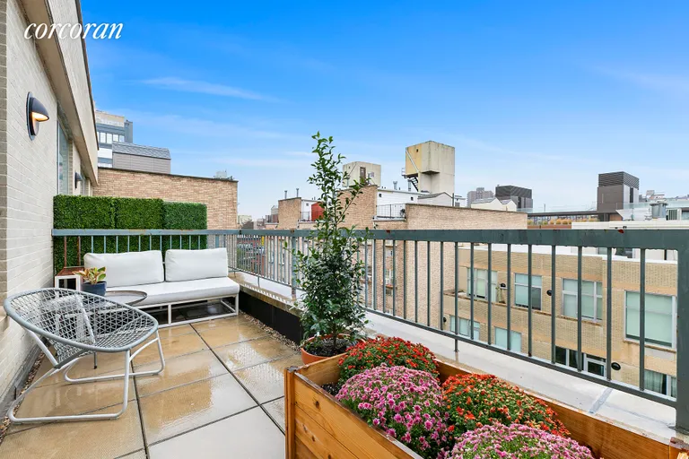 New York City Real Estate | View 26 Broadway, 702 | room 6 | View 7