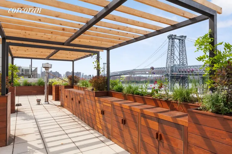 New York City Real Estate | View 26 Broadway, 702 | Roof deck/garden | View 10
