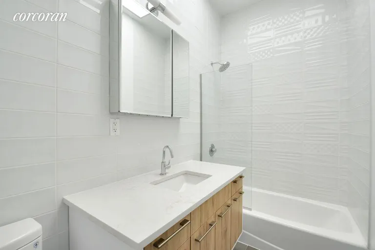 New York City Real Estate | View 177 New York Avenue, 2 | room 5 | View 6