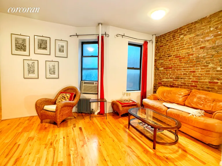 New York City Real Estate | View 246 East 51st Street, 20 | 2 Beds, 1 Bath | View 1