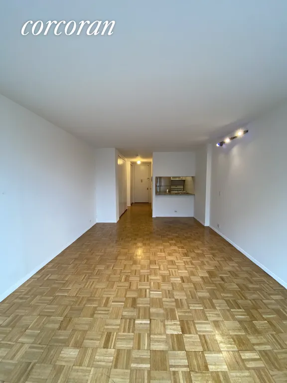 New York City Real Estate | View 393 West 49th Street, 4P | room 4 | View 5