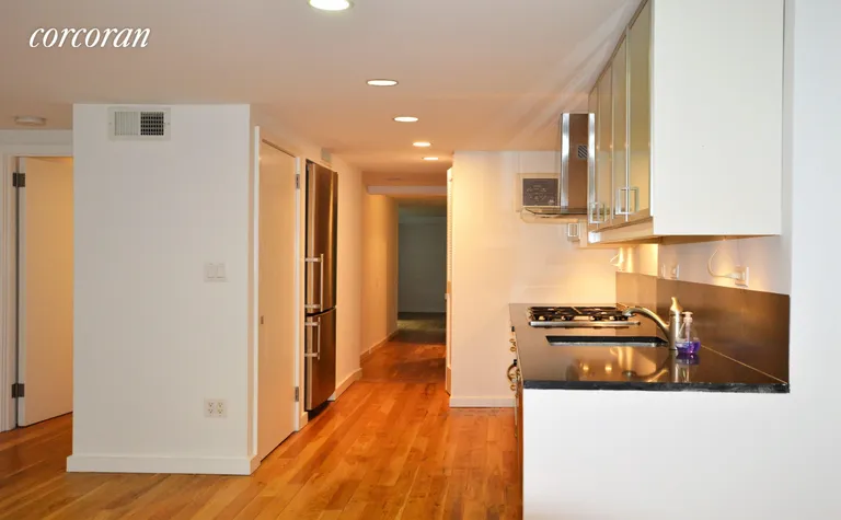 New York City Real Estate | View 25 Willow Place, Garden #1 | room 5 | View 6
