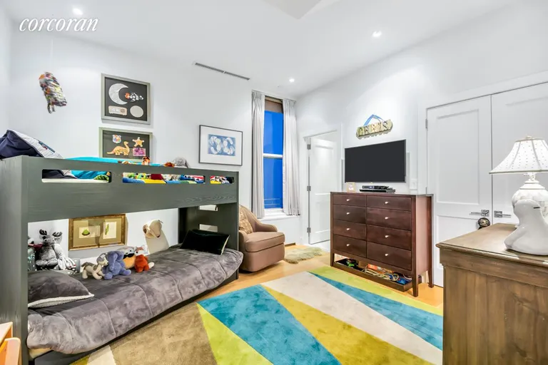 New York City Real Estate | View 7 East 17th Street, PHA | room 13 | View 14