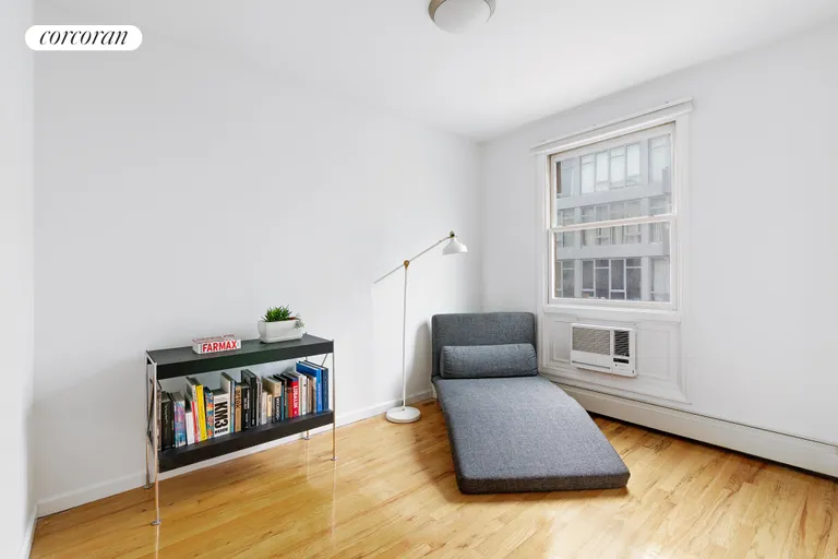 New York City Real Estate | View 215 North 11th Street, 3 | room 3 | View 4