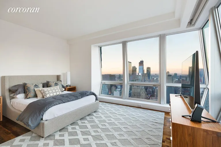 New York City Real Estate | View 400 Fifth Avenue, 42E | room 3 | View 4