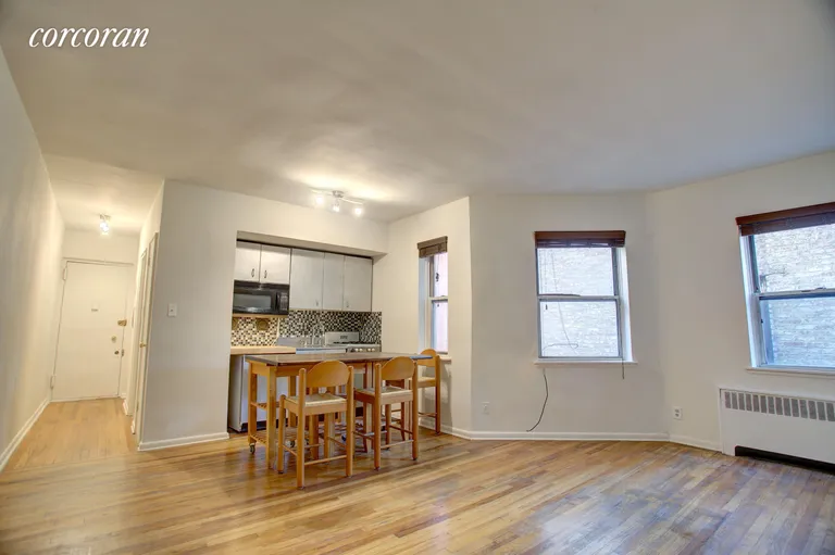 New York City Real Estate | View 44 West 72Nd Street, 5G | 1 Bed, 1 Bath | View 1