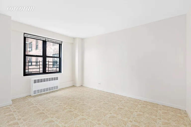 New York City Real Estate | View 268 East Broadway, C904 | room 5 | View 6